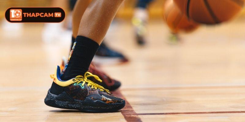  Những điều cần biết chọn giày bóng rổ cho người mới